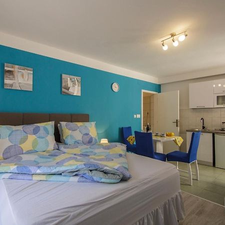 Apartment Filomena In The Center Komiza Ngoại thất bức ảnh